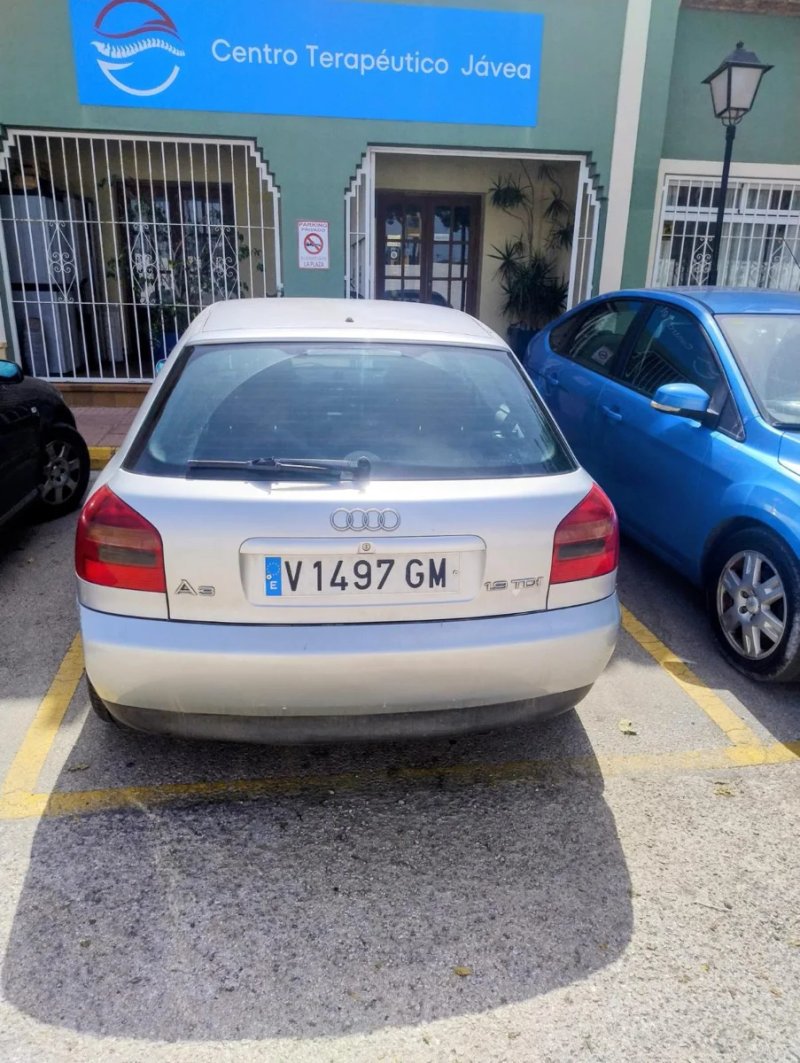 Audi A3 2000 - foto 1