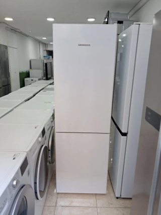 Nevera Liebherr Blanca