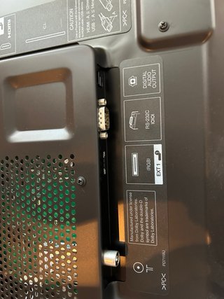 Sharp 40” Full HD LCD TV LC-40LE810E