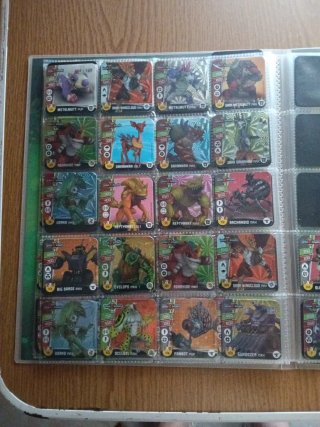 Álbum Invizimals The Resistance Panini