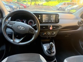 Hyundai i10 2021