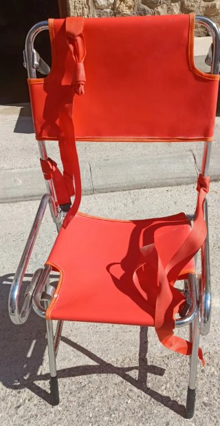 Silla escaleras naranja Plegable