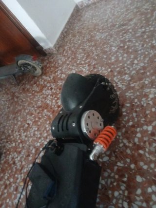Patinete eléctrico con sillín