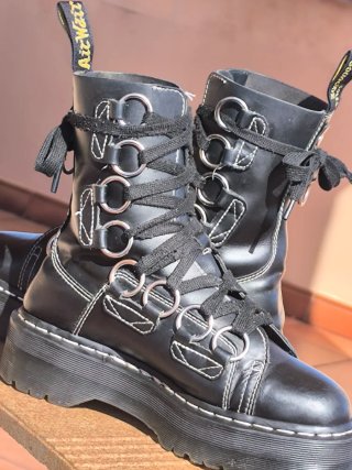 Botas Dr Martens plataforma y aros n 41