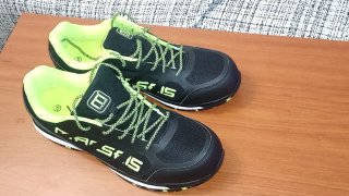 Zapatos de seguridad MACSF negros y verdes