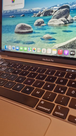 MacBook Pro A2251 (2020) Intel i5 16GB