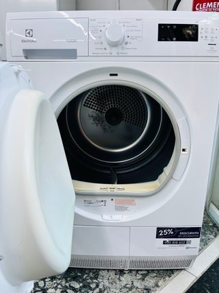 Secadora Electrolux Flexcare Blanca