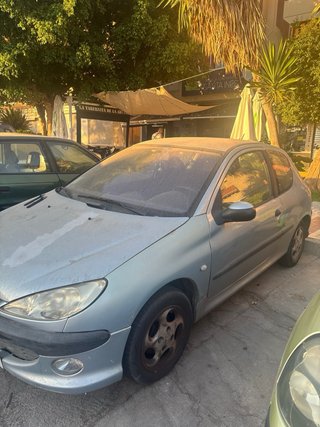 Peugeot 206 2001