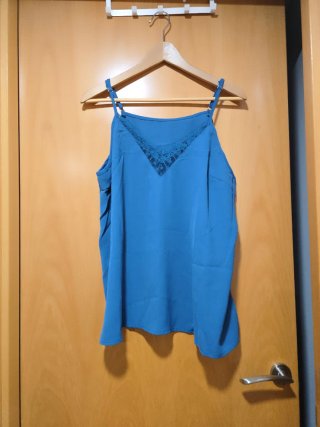 Lote 6 camisetas encaje NUEVAS