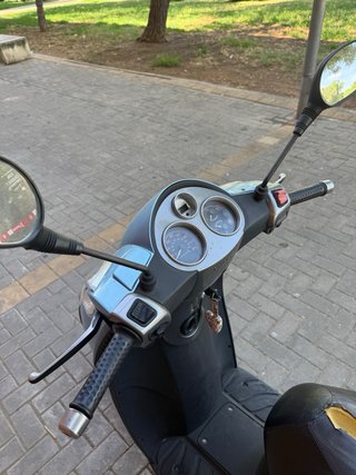 Piaggio Carnaby 125