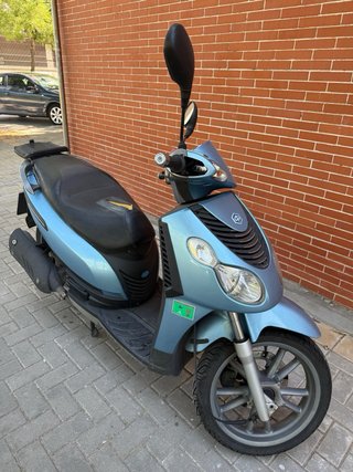 Piaggio Carnaby 125