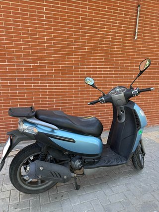 Piaggio Carnaby 125
