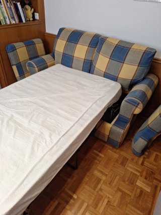 Sofá 2 plazas y Cama 1.5 Cuerpo