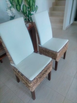 Sillas de ratán y madera (4 unidades)