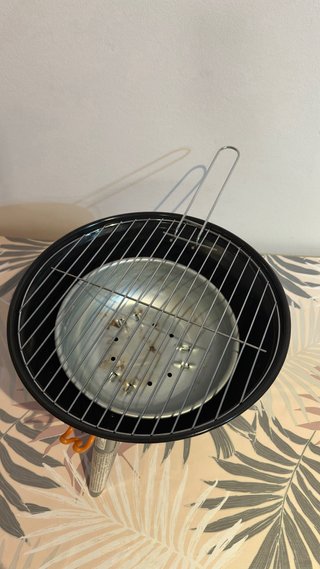 Barbacoa Carbón Naterial Negra y Naranja