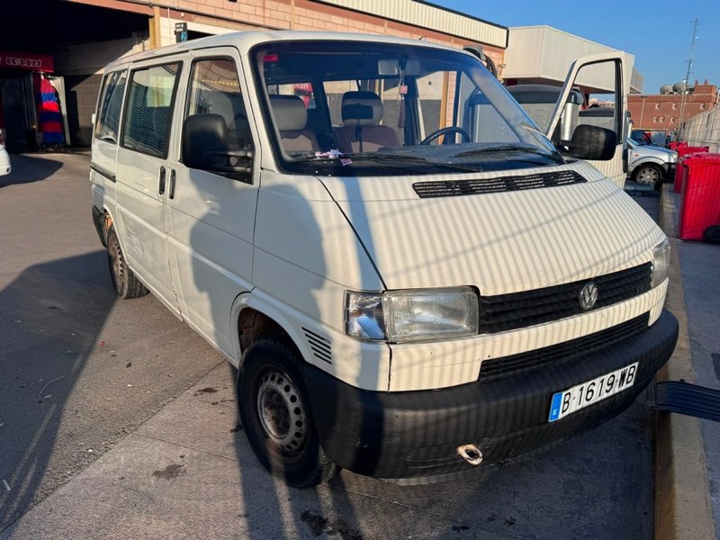 Volkswagen Transporter 1999 - foto 1