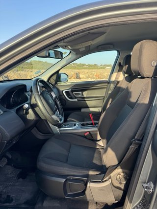 Land Rover Discovery Sport 2015