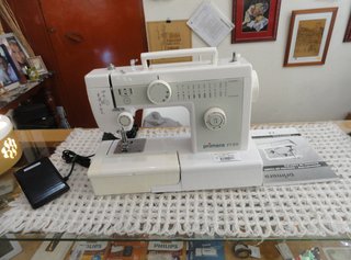 Máquina de coser primera