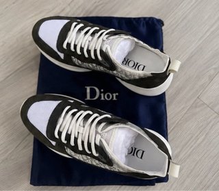 Zapatillas Dior B25 Runner Verde Oliva/Blanco