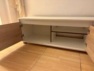Mueble TV blanco y madera