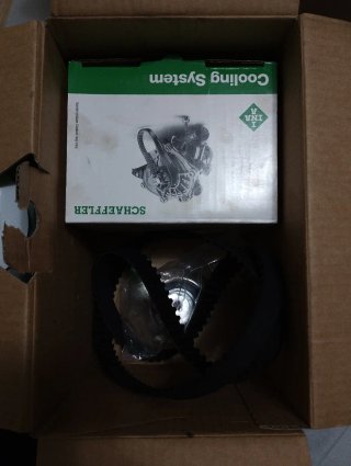 Kit distribución y bomba agua 530 0147 30