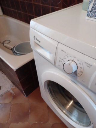 Sólo lavadora com nueva marca blay