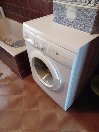 Sólo lavadora com nueva marca blay