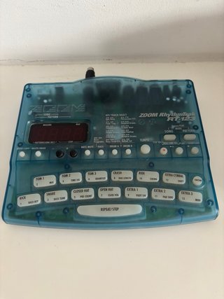 Zoom RhythmTrak RT-123 Caja de Ritmos
