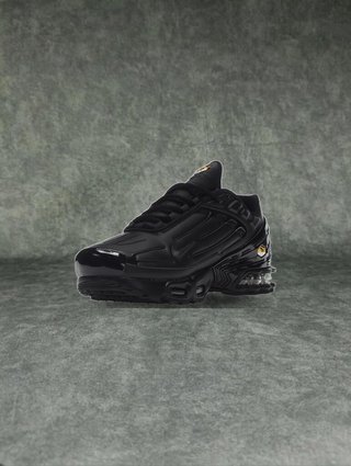 Nike Air Max Plus 3 Talla 37.5 Negro