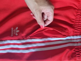 Pantalón chándal Adidas rojo