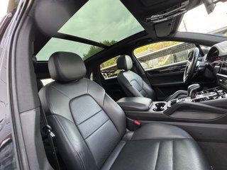 Porsche Cayenne 2022