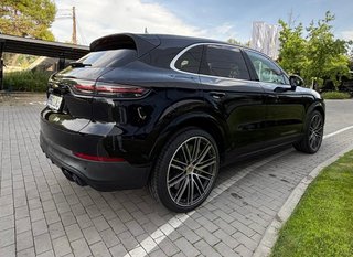 Porsche Cayenne 2022