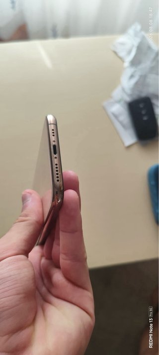 iPhone XS