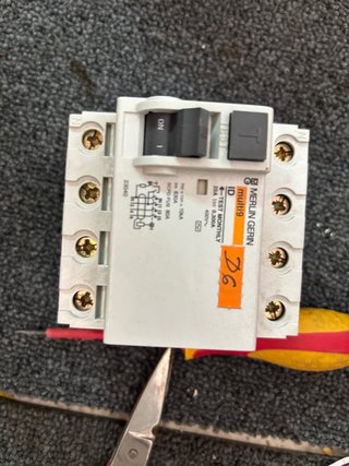Interruptor Diferencial Merlin Gerin multi9 ID