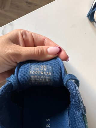 Zapatillas Scalpers azules y verdes