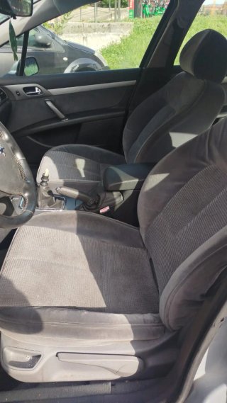 Peugeot 4007 2004