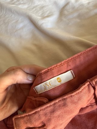 Short terracota con pinzas