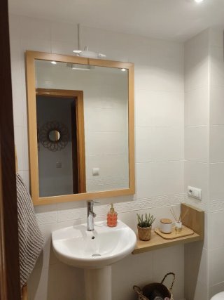 Espejo de baño madera