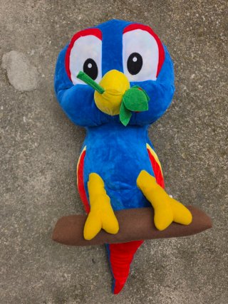 Peluche Loro Azul con rosa de 70cm