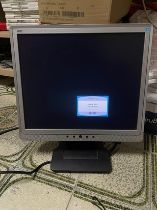 Monitor AOC 15 con altavoces integrados
