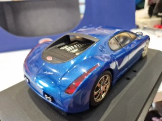 Slot 1/24 Bugatti EB 18.3 Chiron Azul autoart