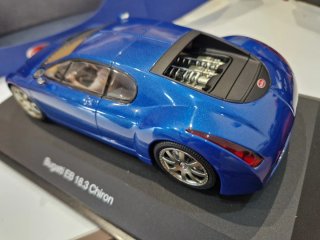 Slot 1/24 Bugatti EB 18.3 Chiron Azul autoart