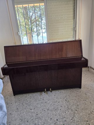 Piano Vertical Kawai