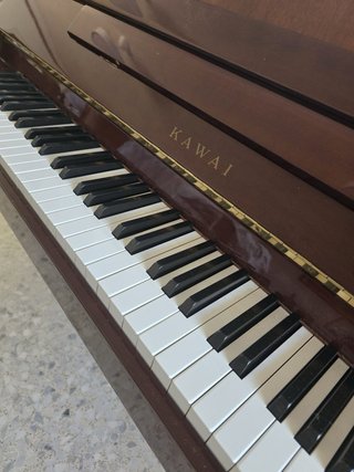 Piano Vertical Kawai