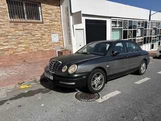 KIA Opirus