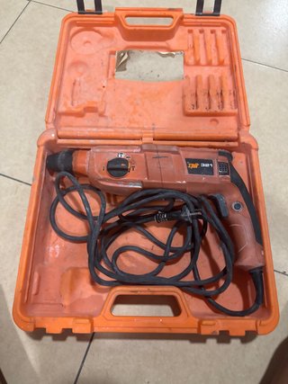 Taladro percutor Split 321 con su maletín