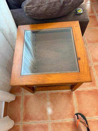 Mesita auxiliar madera y cristal salón