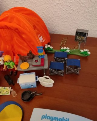 Playmobil Camping 70087 + Tienda camping 70089