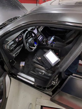 Reprogramación profesional de ECU y TCU