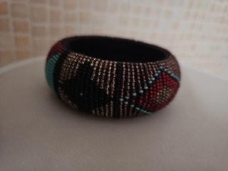 Pulsera abalorios roja y turquesa